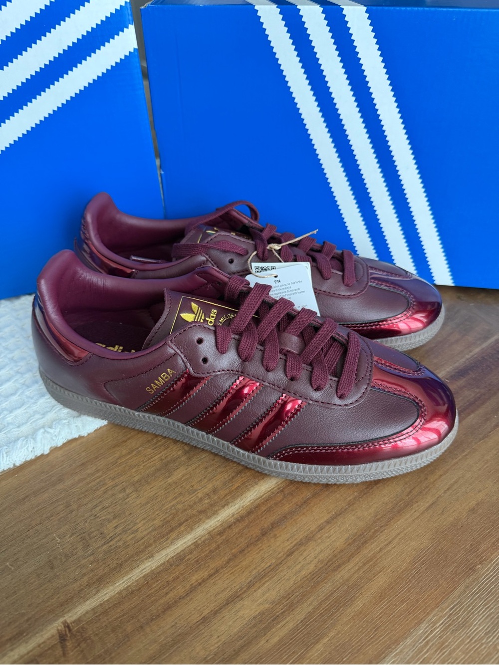 adidas Samba OG Maroon / Metallic / Gold - Picture 8 of 10